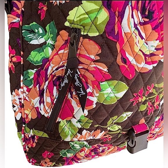 VERA BRADLEY……….Floral Quilted Cross Body Messenger Bag.  Preloved - Picture 6 of 11